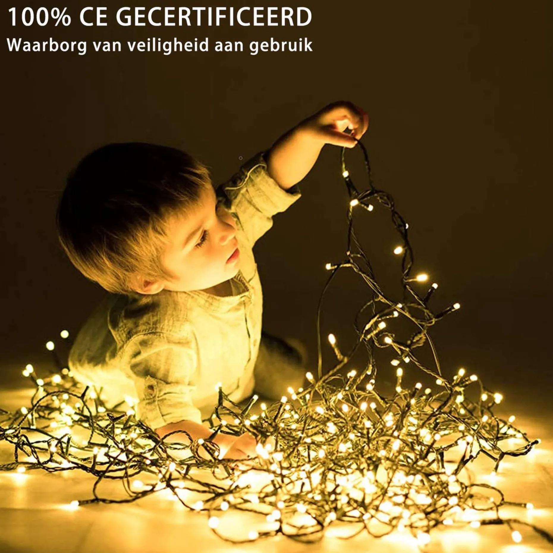 AGM Kerstlichtsnoeren^ Lichtsnoer Buiten En Binnen - 30 Meter - 300 Led - Met Usb Stekker En Afstandbediening - Sfeerverlichting - Lichtslinger - Lampjes Slinger - Fairy Lights - Kerstversiering - Kerstboom Verlichting - Ip54