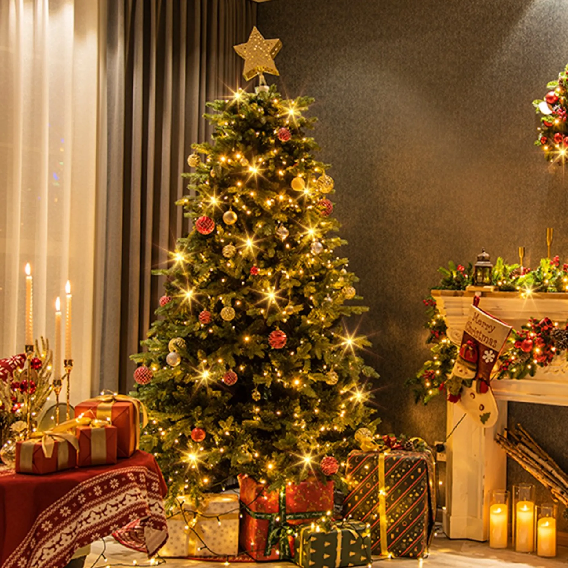 AGM Kerstlichtsnoeren^ Lichtsnoer Buiten En Binnen - 30 Meter - 300 Led - Met Usb Stekker En Afstandbediening - Sfeerverlichting - Lichtslinger - Lampjes Slinger - Fairy Lights - Kerstversiering - Kerstboom Verlichting - Ip54