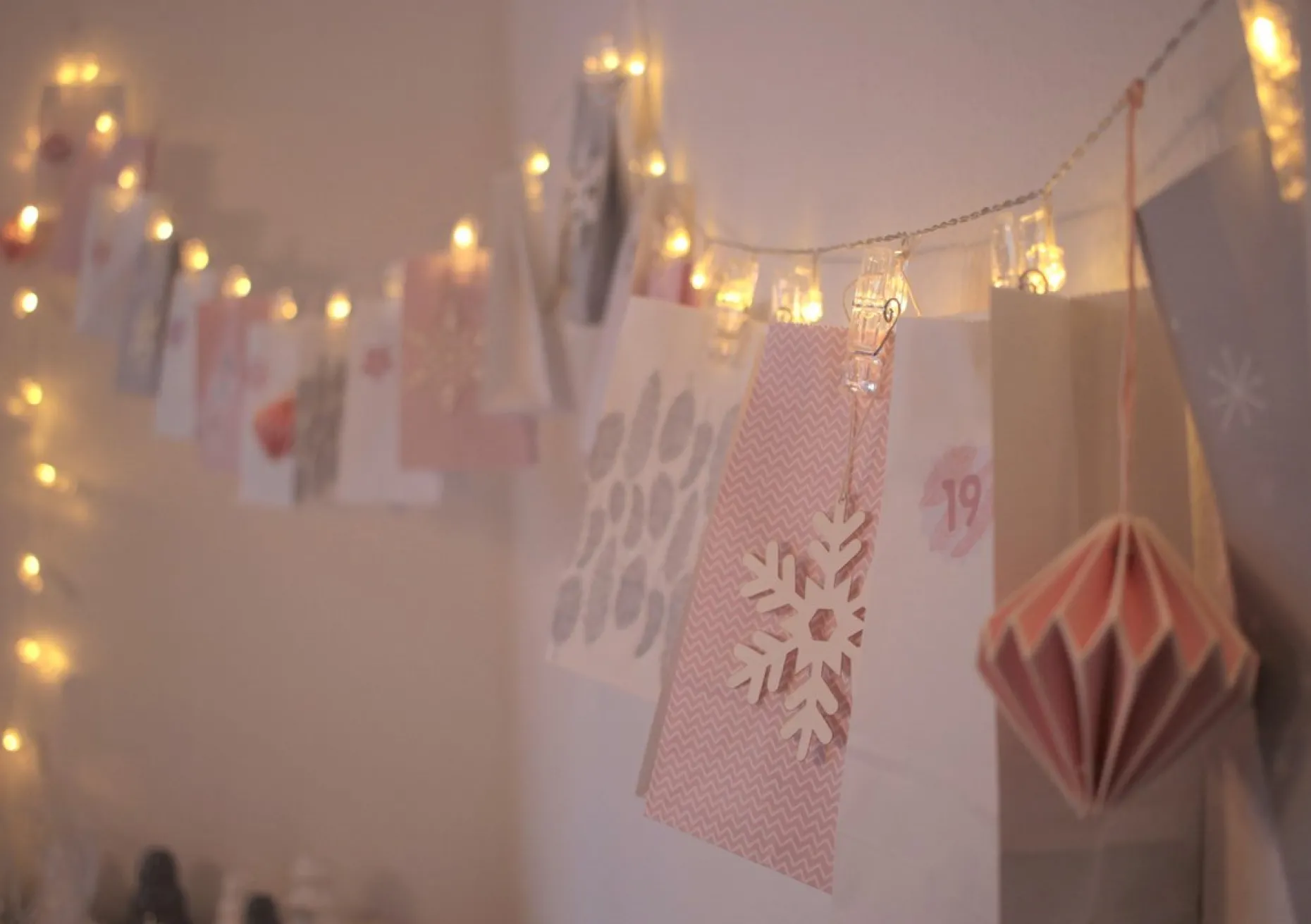 B.K.Licht Lichtgordijnen^ - Foto Lichtsnoer - Lichtslinger - Valentijn Cadeautje - Verlichting - Fotoclips - 40 Led's - L: 5M - Op Batterijen