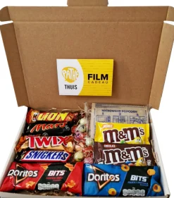 Bellathias Kerstpakketten^Cadeaupakket Filmpakket Xl – Leuke Cadeau - Pathe Thuis – Geschenkset – Geschenkpakket – Met Film Voucher