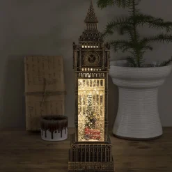 Konst Smide Verlichte Kerstfiguren^Kerstlantaarn Voor Binnen – Big Ben Met Bus En Kerstboom - Warm Wit – 38Cm - Sneeuwlantaarn - Kerstverlichting Op Usb & Batterijen Incl. Timer