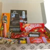 Samenquizzen Kerstpakketten^Pubquiz Brievenbus Cadeaupakket - Kerstpakket - Klein Cadeau - Kerstpakket - Brievenbus Bedankje Personeel - Verjaardagscadeau - Cadeau Voor Mannen - Cadeautje Voor Vrouwen - Brievenbuscadeau - Attentie