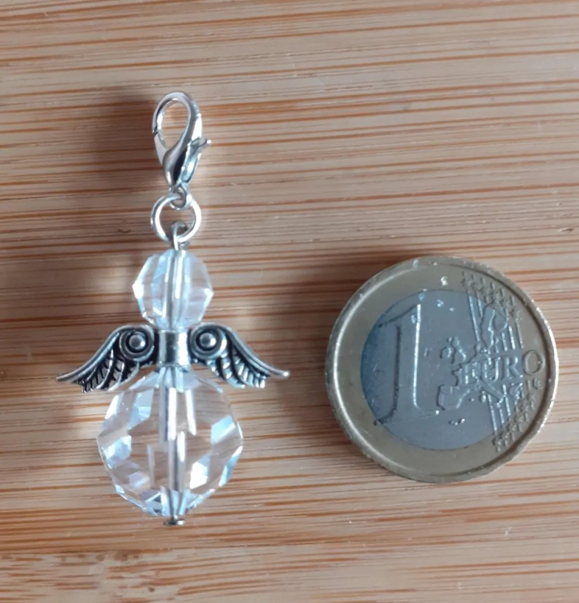 CC Raamhanger Beschermengel , Hand Vervaardigd Uit Swarovski Kristallen . ( Bescherm Engel , Kettinghanger , Sleutelhanger ) , Zilver Helder , Zilver Cheap