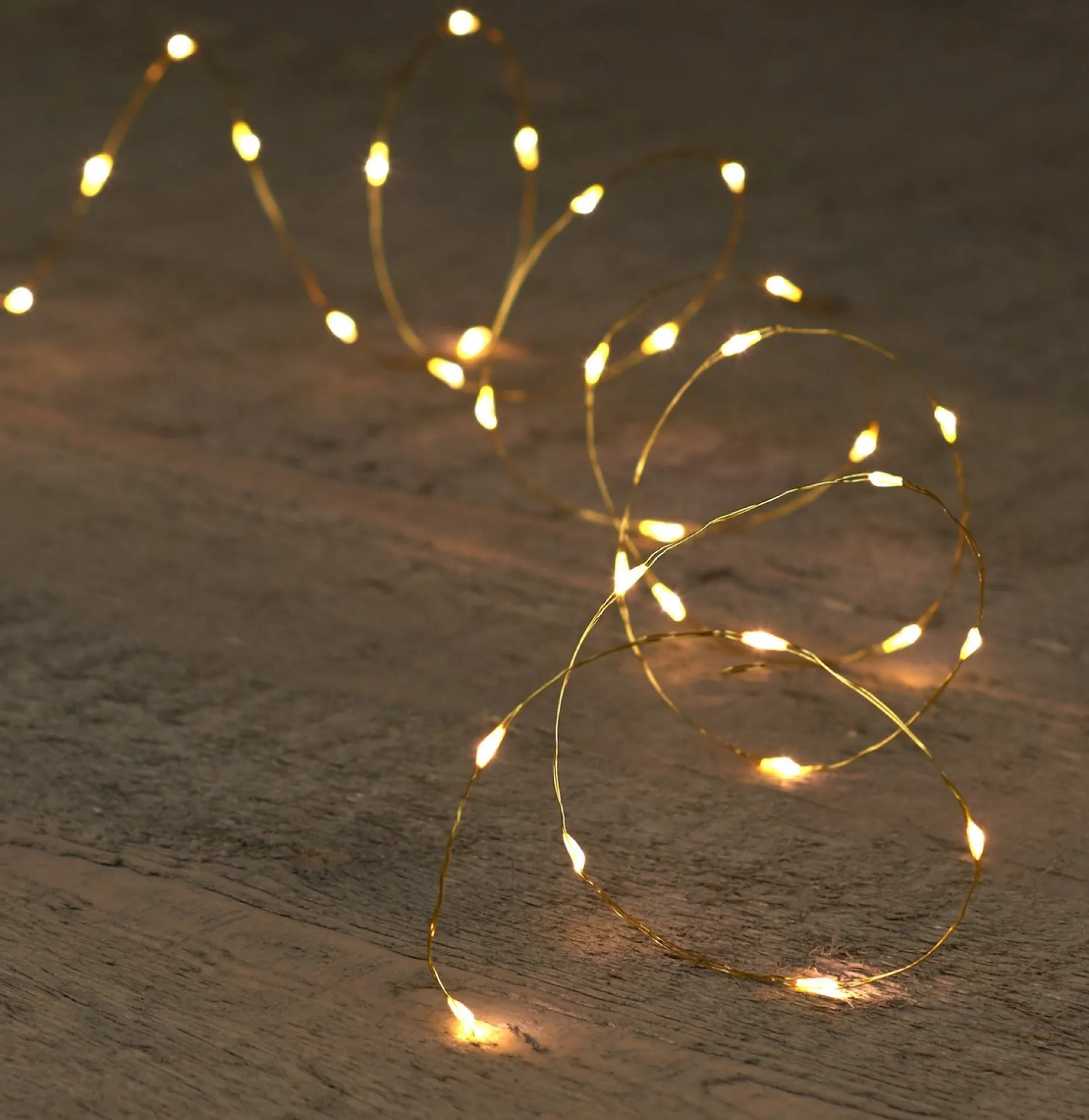 Anna's Collection Kerstlichtsnoeren^Set Van 4X Stuks Draadverlichting Lichtsnoer Met 40 Lampjes Warm Wit 200 Cm - Lichtdraden/Lichtsnoeren - Kerstverlichting